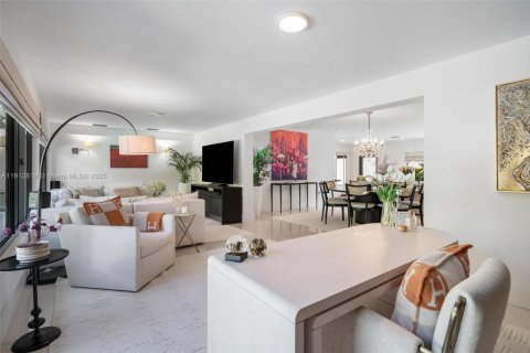 Villa ou maison à vendre à Miami Shores, Floride: 3 chambres, 208.94 m2 № 1969137 - photo 16