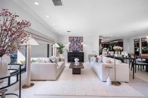 Villa ou maison à vendre à Miami Shores, Floride: 3 chambres, 208.94 m2 № 1969137 - photo 5