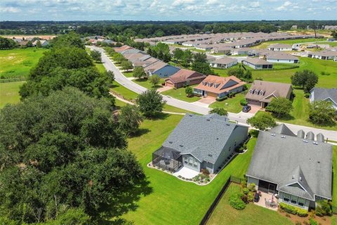 House in OCALA PRESERVE in Ocala, Florida 2 bedrooms, 204.01 sq.m. № 2347323 - photo 3