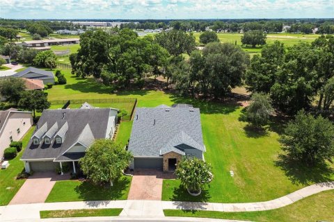 House in OCALA PRESERVE in Ocala, Florida 2 bedrooms, 204.01 sq.m. № 2347323 - photo 2