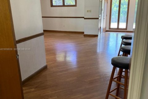 Villa ou maison à louer à Plantation, Floride: 4 chambres, 253.34 m2 № 1976613 - photo 7