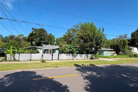 House in Tampa, Florida 2 bedrooms, 87.7 sq.m. № 2306509