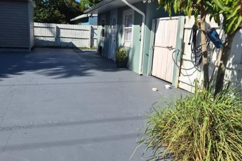 House in Tampa, Florida 2 bedrooms, 87.7 sq.m. № 2306509 - photo 20
