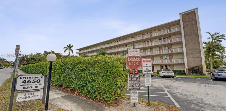 Condo à Hollywood, Floride, 1 chambre  № 2041973