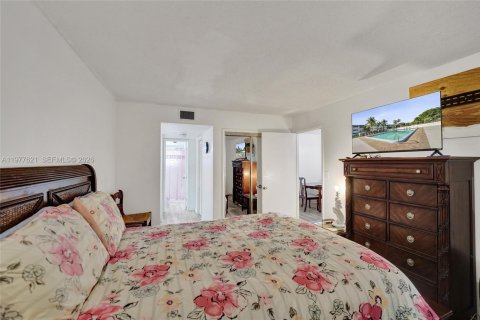 Copropriété à vendre à Hollywood, Floride: 1 chambre, 72 m2 № 2041973 - photo 12