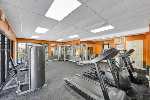 Copropriété à vendre à Hollywood, Floride: 1 chambre, 72 m2 № 2041973 - photo 19