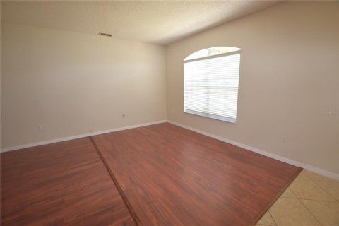Villa ou maison à louer à Kissimmee, Floride: 3 chambres, 174.28 m2 № 1871016 - photo 11