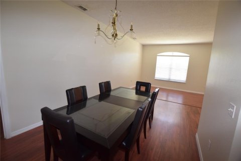 Villa ou maison à louer à Kissimmee, Floride: 3 chambres, 174.28 m2 № 1871016 - photo 16
