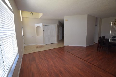 Villa ou maison à louer à Kissimmee, Floride: 3 chambres, 174.28 m2 № 1871016 - photo 13