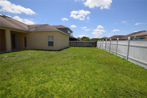 Villa ou maison à louer à Kissimmee, Floride: 3 chambres, 174.28 m2 № 1871016 - photo 7