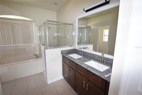 Villa ou maison à louer à Kissimmee, Floride: 3 chambres, 174.28 m2 № 1871016 - photo 22