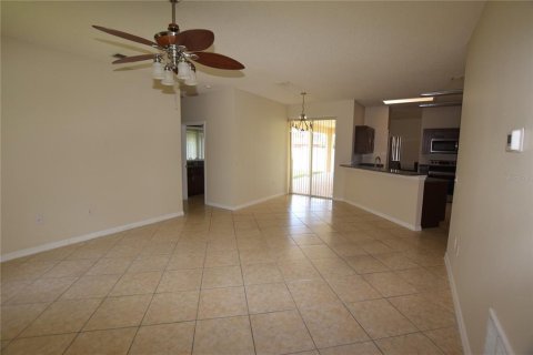 Villa ou maison à louer à Kissimmee, Floride: 3 chambres, 174.28 m2 № 1871016 - photo 30
