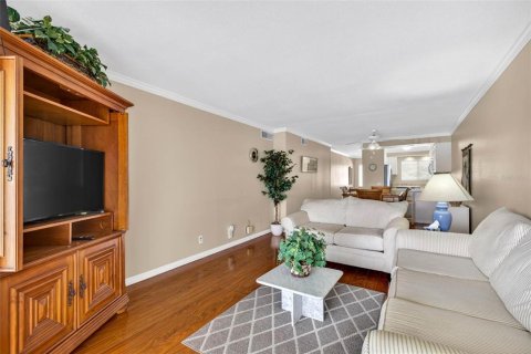 Copropriété à vendre à Apollo Beach, Floride: 2 chambres, 104.52 m2 № 2151819 - photo 19