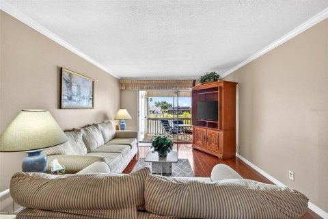 Copropriété à vendre à Apollo Beach, Floride: 2 chambres, 104.52 m2 № 2151819 - photo 17