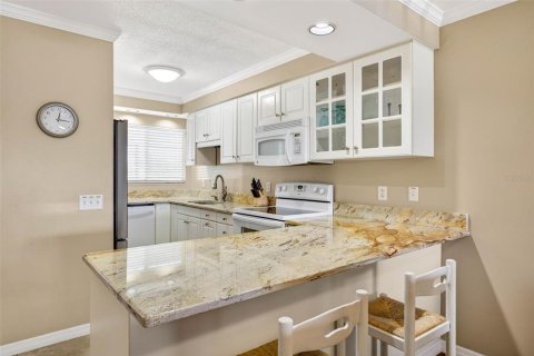 Copropriété à vendre à Apollo Beach, Floride: 2 chambres, 104.52 m2 № 2151819 - photo 6
