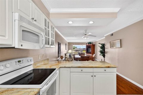 Copropriété à vendre à Apollo Beach, Floride: 2 chambres, 104.52 m2 № 2151819 - photo 11