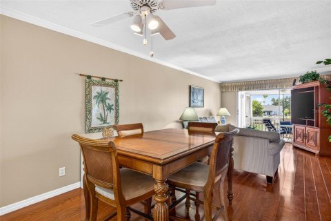 Copropriété à vendre à Apollo Beach, Floride: 2 chambres, 104.52 m2 № 2151819 - photo 13