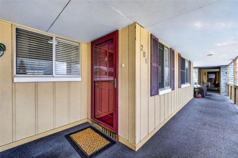 Copropriété à vendre à Apollo Beach, Floride: 2 chambres, 104.52 m2 № 2151819 - photo 2