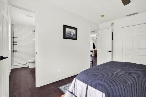 Condo in Saint Petersburg, Florida, 1 bedroom  № 1634600 - photo 7