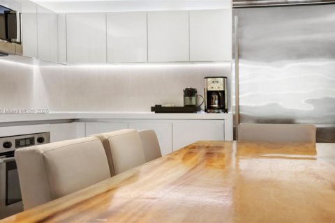 Снять в аренду кондоминиум в Майами-Бич, Флорида 3 спальни, 169.73м2, № 2022980 - фото 13