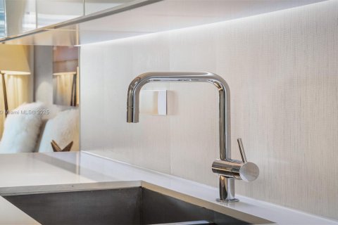 Снять в аренду кондоминиум в Майами-Бич, Флорида 3 спальни, 169.73м2, № 2022980 - фото 16