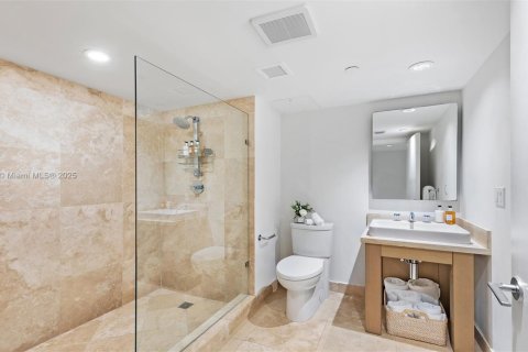 Снять в аренду кондоминиум в Майами-Бич, Флорида 3 спальни, 169.73м2, № 2022980 - фото 24