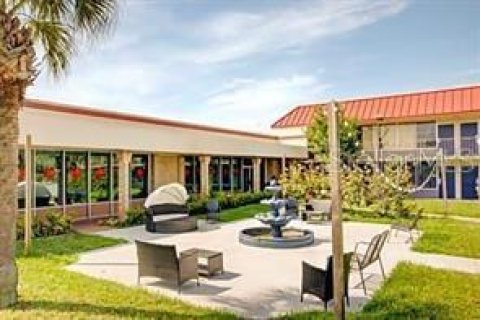 Hotel in Dundee, Florida 4310.29 sq.m. № 1800581 - photo 7