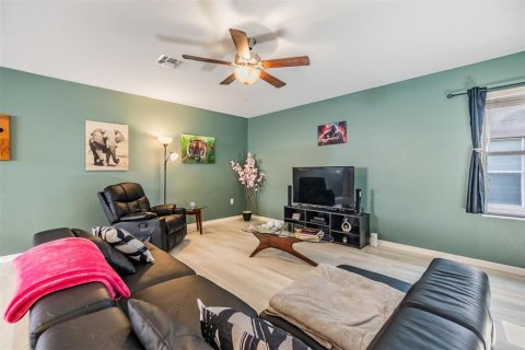 Casa en venta en Gibsonton, Florida, 3 dormitorios, 139.07 m2 № 1803990 - foto 4