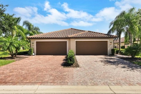 Casa en venta en Bradenton, Florida, 2 dormitorios, 143.16 m2 № 1847030 - foto 1