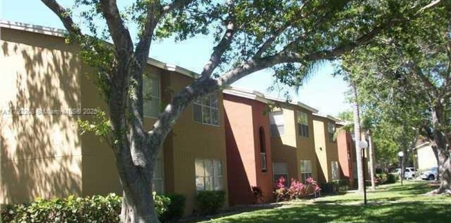 Condo in West Palm Beach, Florida, 2 bedrooms  № 1863729