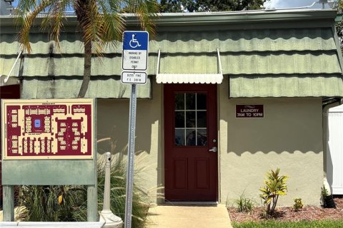Townhouse in Clearwater, Florida 3 bedrooms, 109.53 sq.m. № 1918985 - photo 28