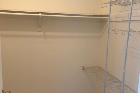 Townhouse in Clearwater, Florida 3 bedrooms, 109.53 sq.m. № 1918985 - photo 17