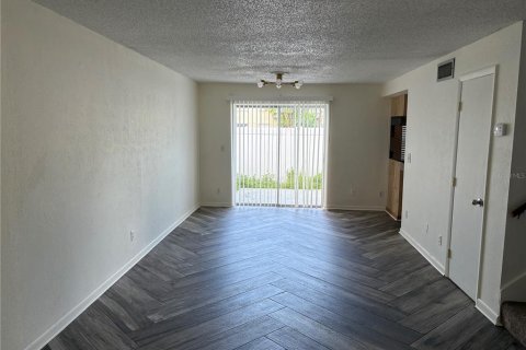 Townhouse in Clearwater, Florida 3 bedrooms, 109.53 sq.m. № 1918985 - photo 6