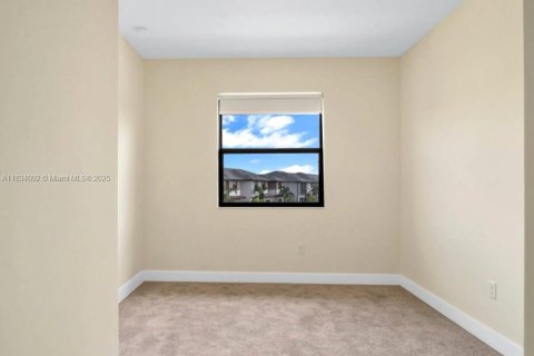Townhouse in Miami Lakes, Florida 3 bedrooms, 157.19 sq.m. № 1980617 - photo 9