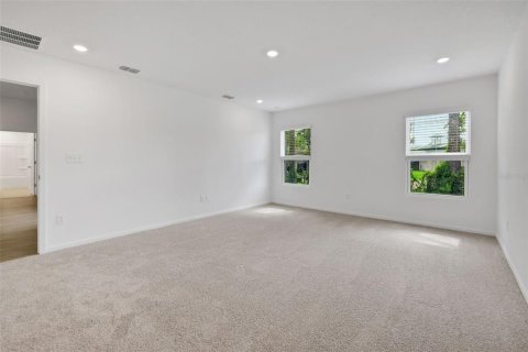 House in Jacksonville, Florida 4 bedrooms, 252.6 sq.m. № 2142084 - photo 16