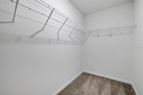 House in Jacksonville, Florida 4 bedrooms, 252.6 sq.m. № 2142084 - photo 15