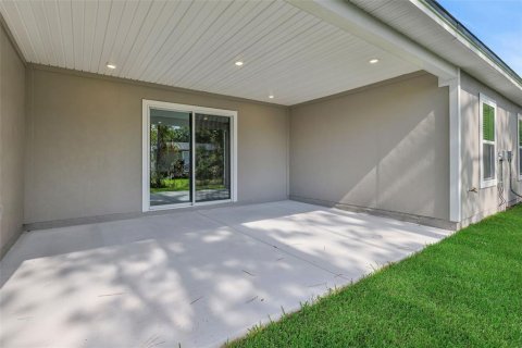 House in Jacksonville, Florida 4 bedrooms, 252.6 sq.m. № 2142084 - photo 8