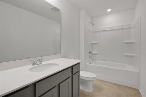 House in Jacksonville, Florida 4 bedrooms, 252.6 sq.m. № 2142084 - photo 22