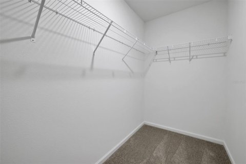 House in Jacksonville, Florida 4 bedrooms, 252.6 sq.m. № 2142084 - photo 14