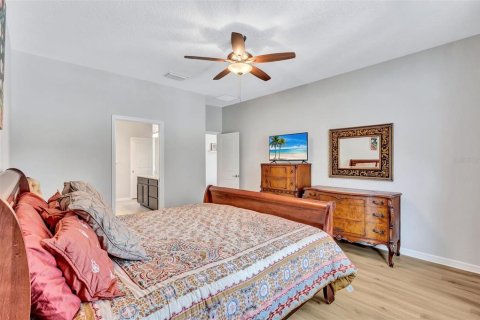 House in Bradenton, Florida 2 bedrooms, 169.73 sq.m. № 1824814 - photo 24