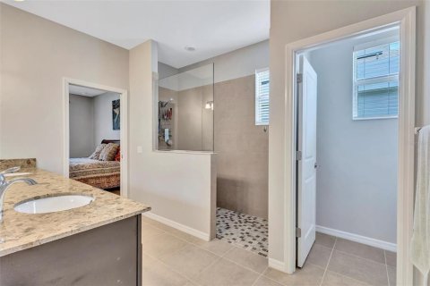 House in Bradenton, Florida 2 bedrooms, 169.73 sq.m. № 1824814 - photo 25