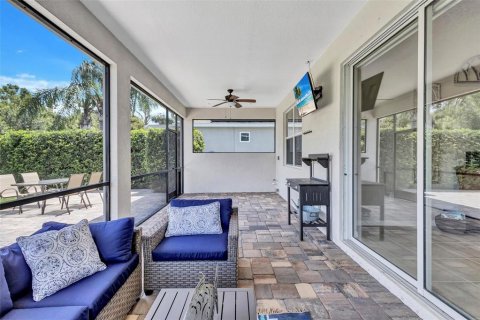 House in Bradenton, Florida 2 bedrooms, 169.73 sq.m. № 1824814 - photo 5
