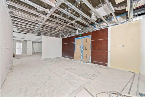 Immobilier commercial à vendre à Fort Lauderdale, Floride № 2078941 - photo 4