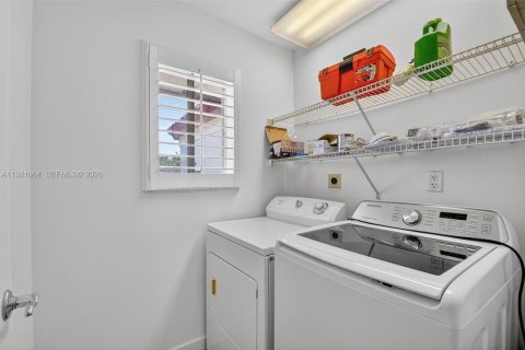 Copropriété à vendre à Hypoluxo, Floride: 2 chambres, 104.98 m2 № 2043179 - photo 30