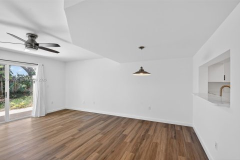 Copropriété à vendre à Hypoluxo, Floride: 2 chambres, 104.98 m2 № 2043179 - photo 14