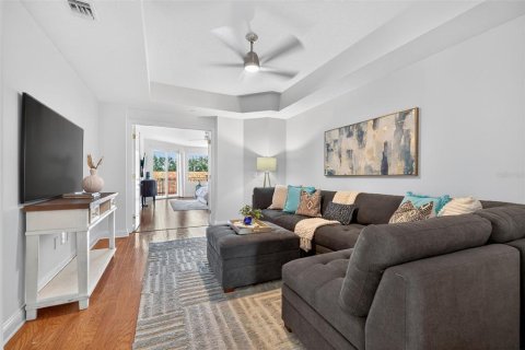 Condo in Saint Petersburg, Florida, 2 bedrooms № 2093812 - photo 21