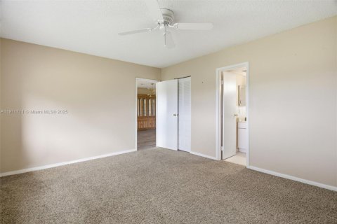 Condo in Margate, Florida, 2 bedrooms  № 1967582 - photo 18