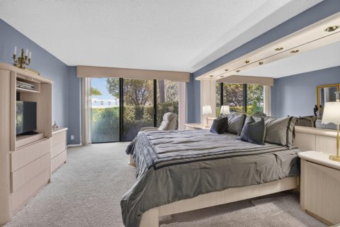 Condo in Boca Raton, Florida, 2 bedrooms № 2402485 - photo 17