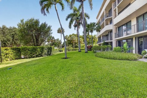 Condo in Boca Raton, Florida, 2 bedrooms № 2402485 - photo 27