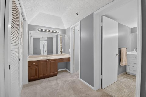 Condo in Boca Raton, Florida, 2 bedrooms № 2402485 - photo 19